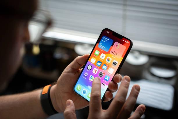Apple dan T-Mobile Uji Coba Koneksi Starlink pada iPhone untuk Pengguna AS