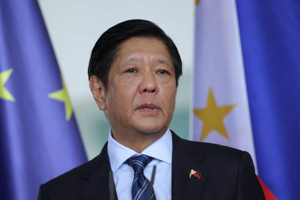 Filipina Tantang China: Hentikan Agresi, Rudal AS Akan Dikembalikan