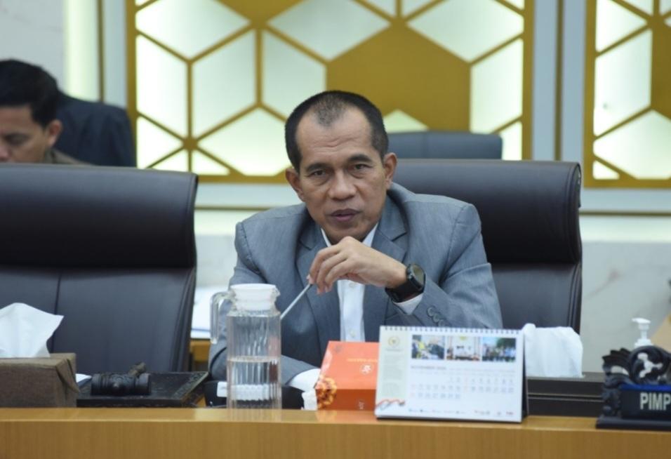 DPR Dukung Arahan Prabowo Beli Gabah Petani di Harga Rp6.500 per Kilogram