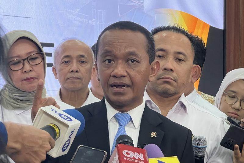 Bantah Kelangkaan, Bahlil Tegaskan Tak Ada Pemangkasan Subsidi LPG 3 Kg