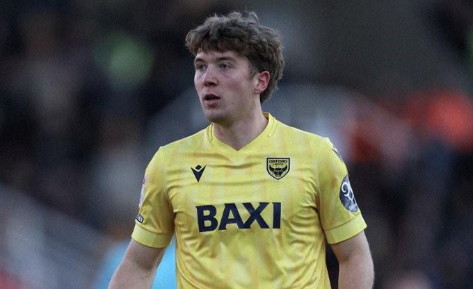 Burnley vs Oxford United, Kesempatan Ketiga Calon Striker Timnas Indonesia Memburu Gol Perdana