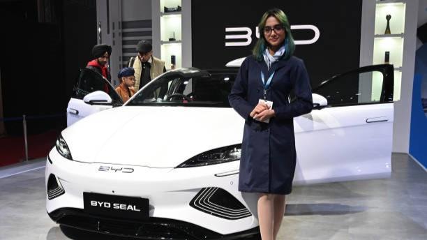 Sudah Bisa Pesan, BYD bakal Luncurkan Seal Hybrid 10 Februari