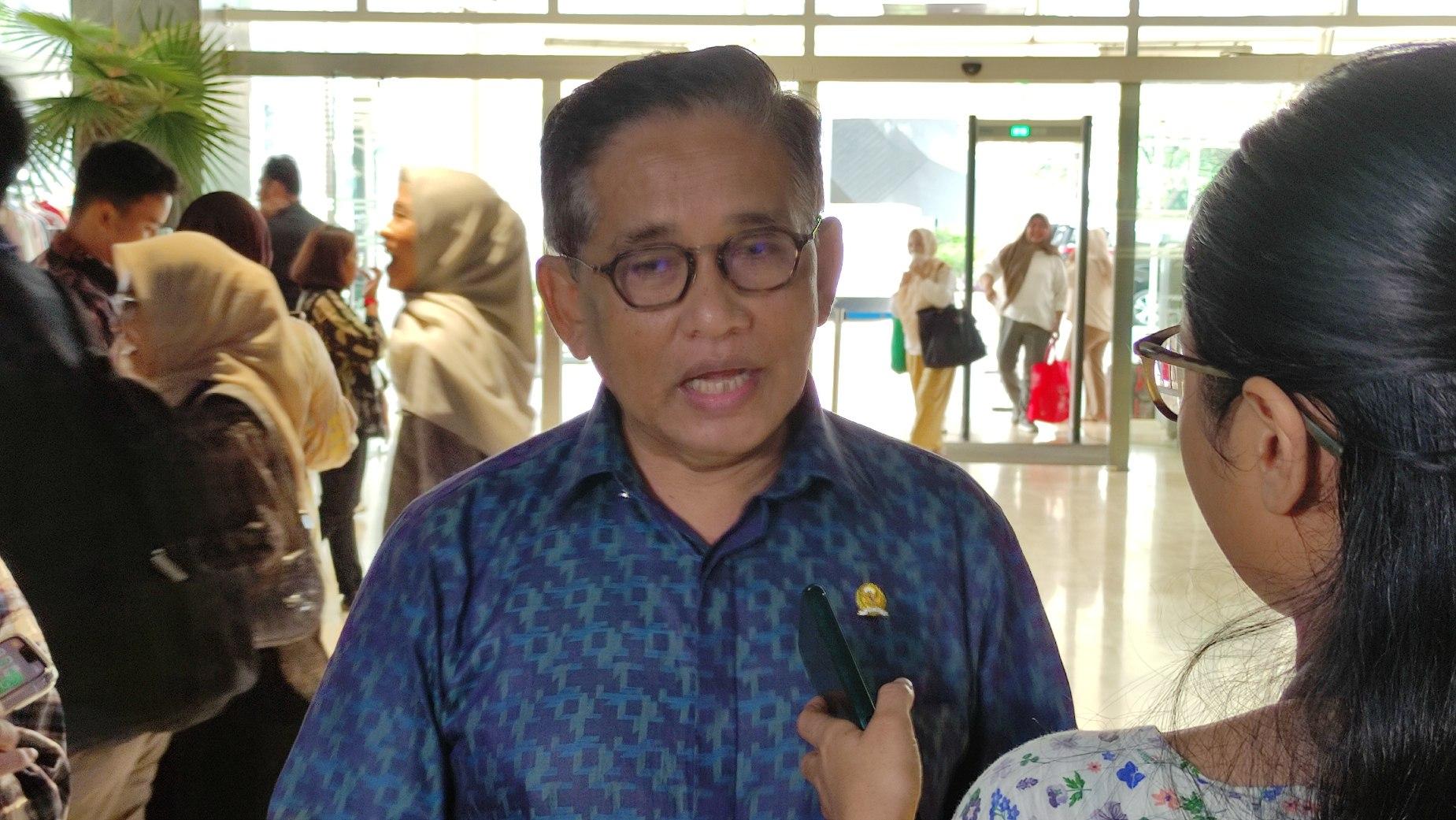 Komisi V DPR Dorong Pembentukan Panja Evaluasi Standar Kendaraan di Jalan Tol