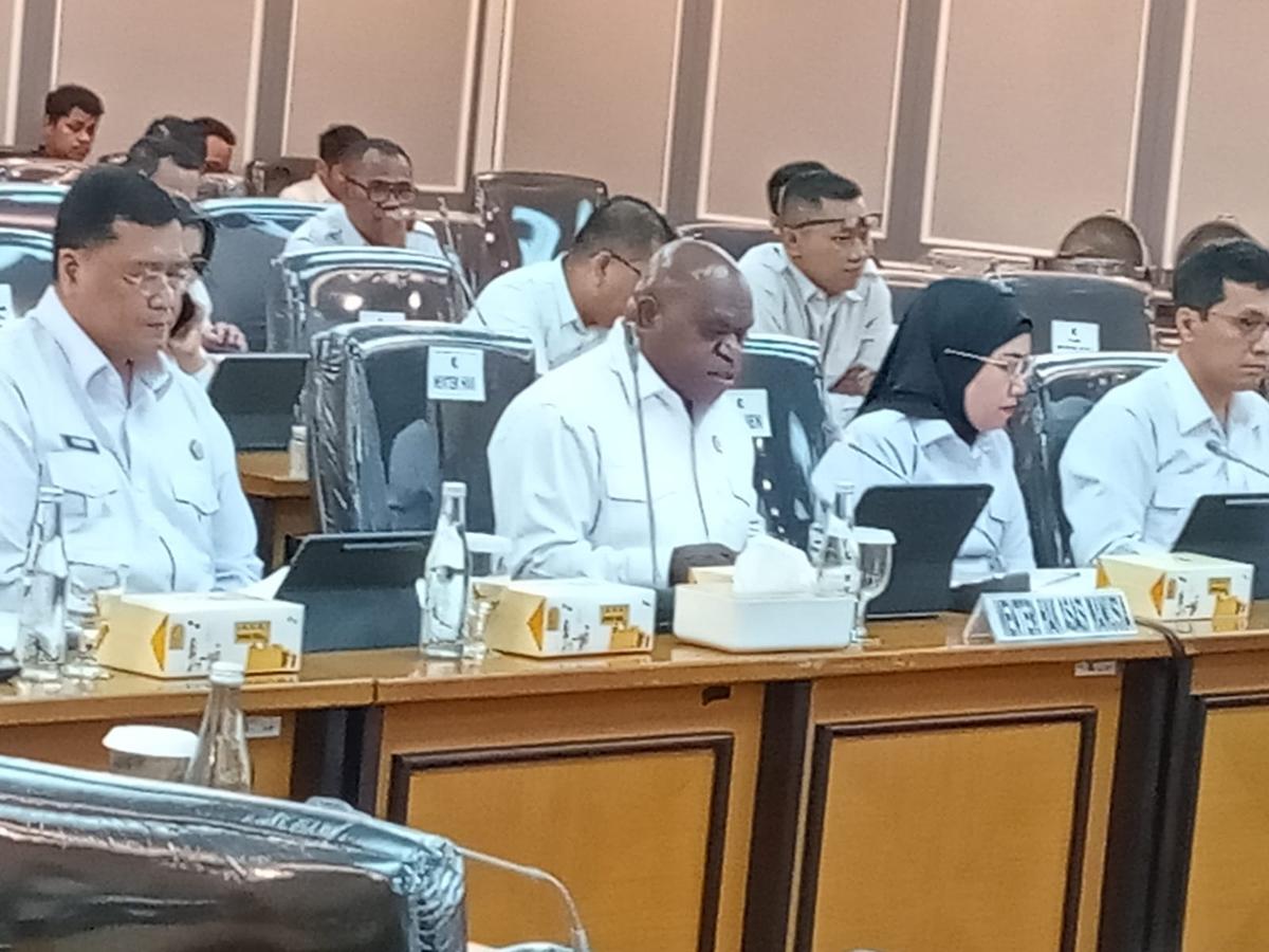 Sudah 100 Hari, Komisi XIII DPR Pertanyakan Kinerja Nyata Menteri Pigai