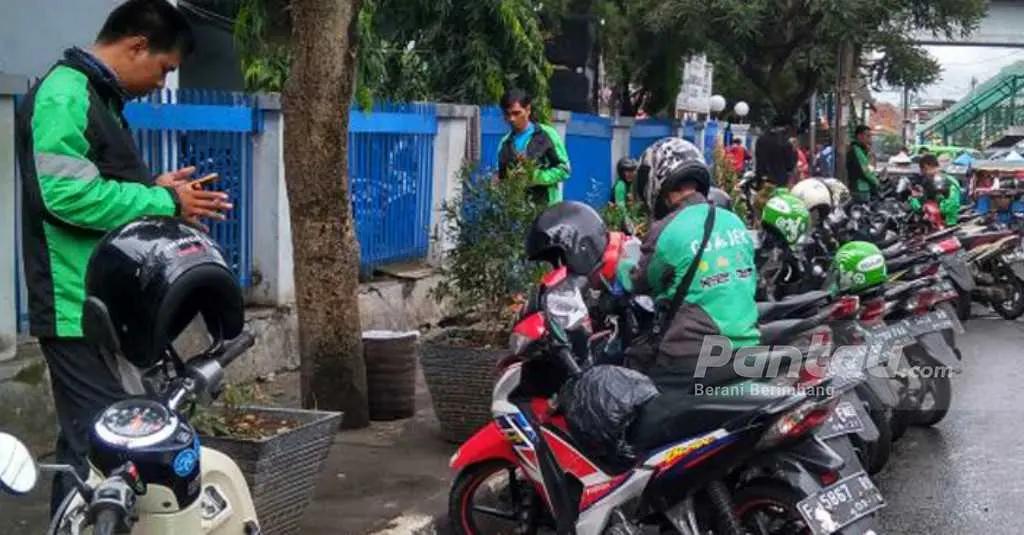 MTI Sarankan Ojek Pakai Pelat Kuning, Ini Alasannya