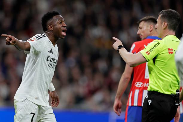Pembahasan Kontrak Mandek, PSG Coba Rayu Vinicius Junior
