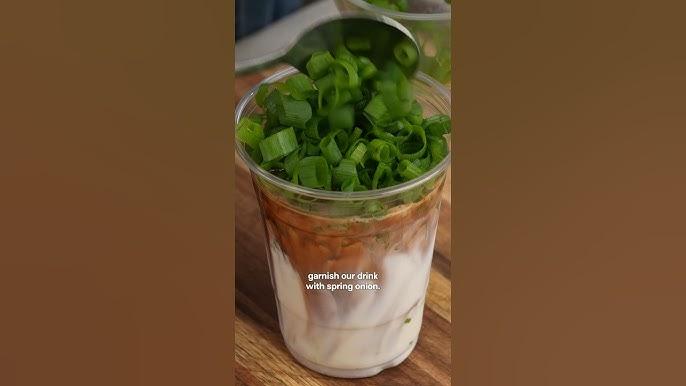 Tren di China, Kopi Diseduh Bersama Daun Bawang. Bagaimana Rasanya?
