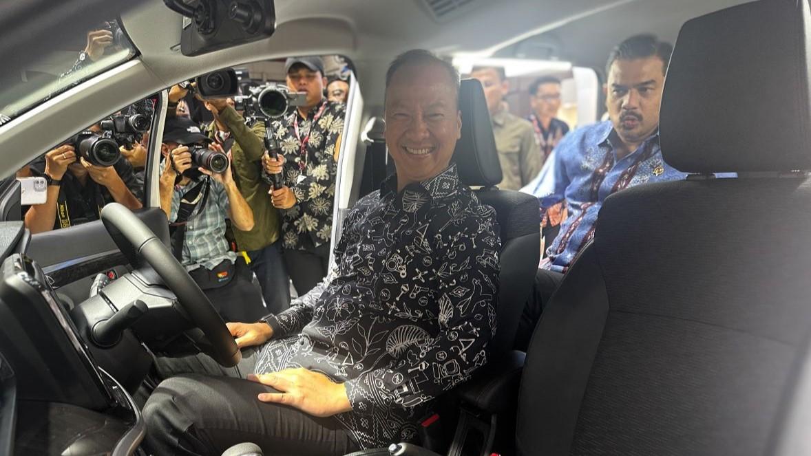 Buka IIMS 2025, Menperin Agus Spill Pemerintah bakal Bikin Mobil Nasional Baru