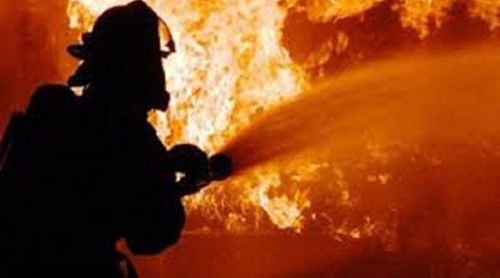 Kebakaran Melanda Ruko di Samping Atrium Senen, Penyebab Masih Diselidiki