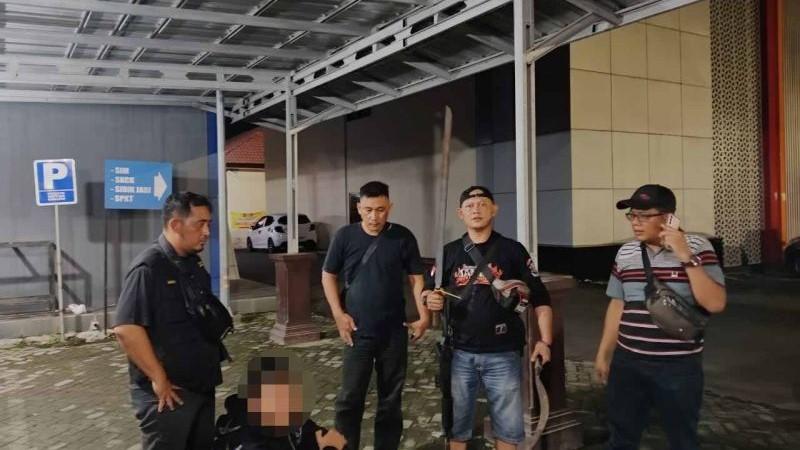 Remaja Bawa Sajam Diduga hendak Tawuran di Lampung Selatan Diamankan Polisi