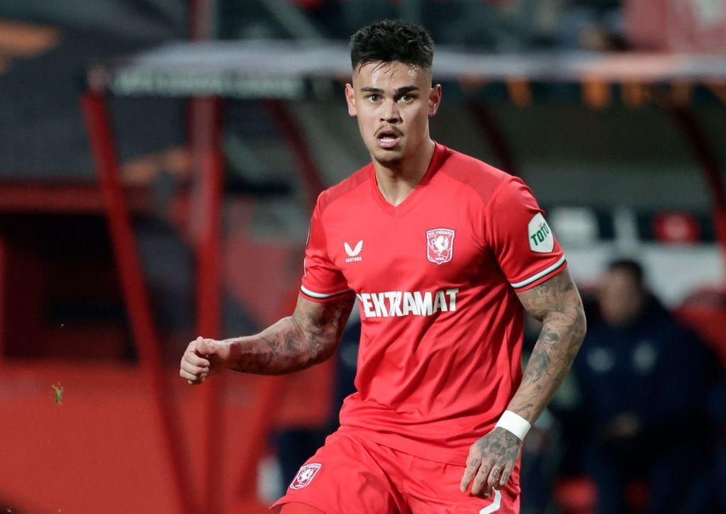 Bek Timnas Indonesia Mees Hilgers Tampil, FC Twente Sikat Bodo/Glimt 2-1