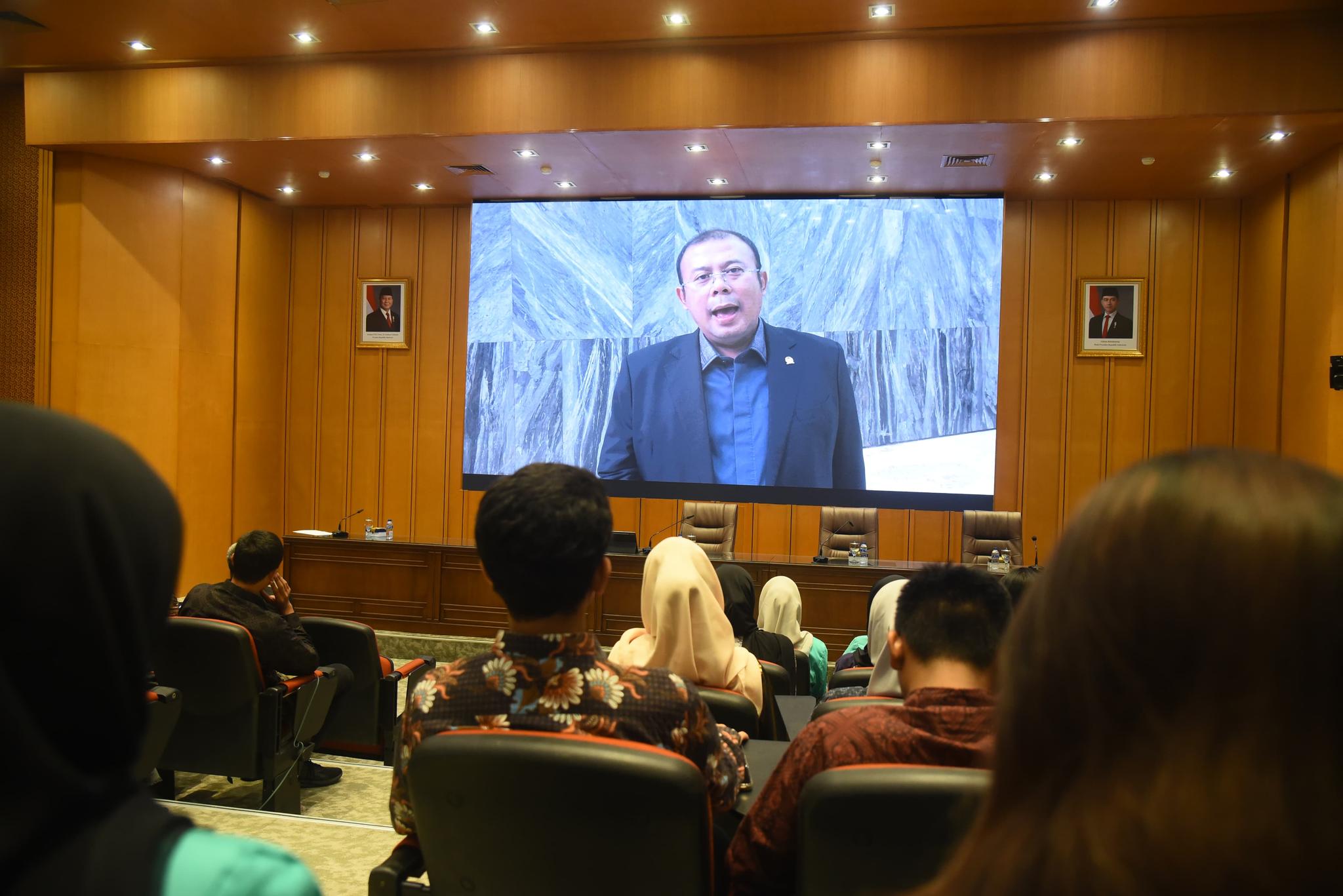 BUMN sebagai Pilar Pembangunan, DPR RI Dorong Adaptasi dan Efisiensi