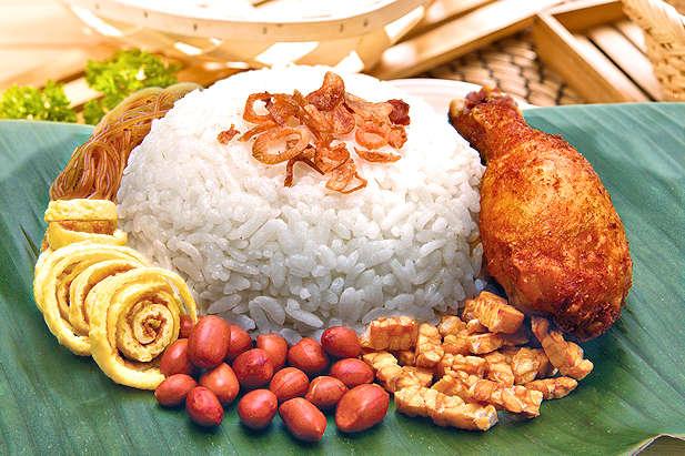 Nasi Uduk, Sajian Gurih Khas Betawi dengan Cita Rasa Kaya Rempah