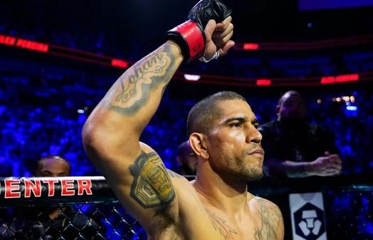 Juara UFC Alex Pereira Optimistis Pertarungan Hadapi Oleksandr Usyk Terwujud