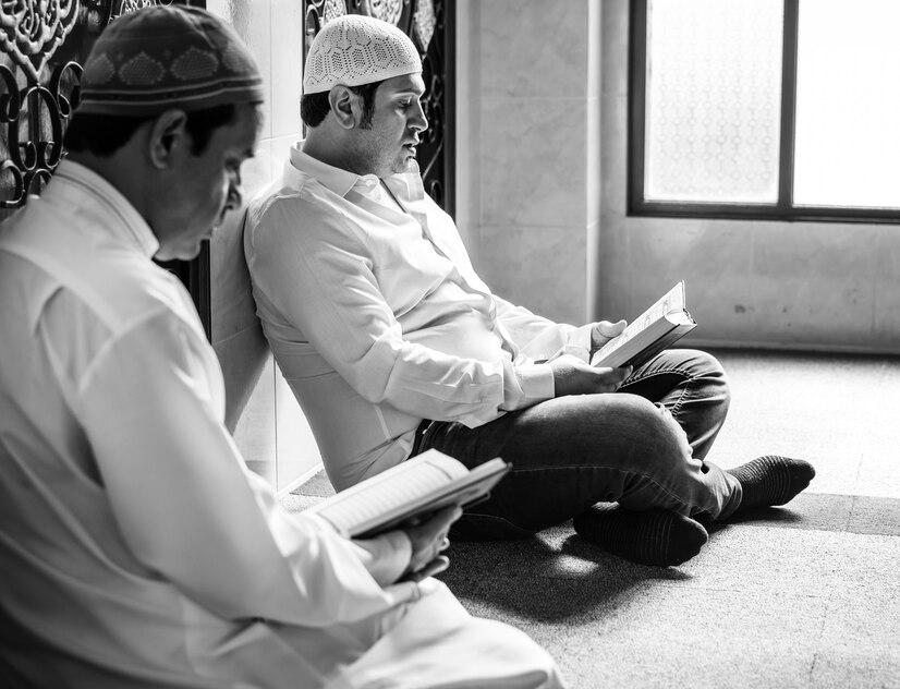 Mengapa Surah Al-Waqiah Dijuluki Surah Kekayaan? Ini Keutamaannya!