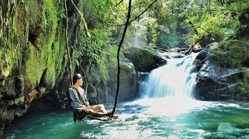Pesona Curug Cibulao, Destinasi Wisata Alam yang Menawan