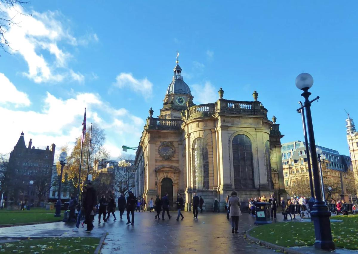 Birmingham Cathedral, Keindahan Sejarah dan Arsitektur yang Memikat