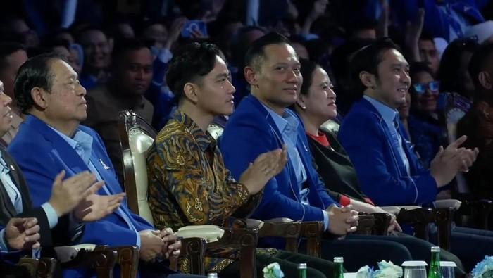 Prabowo Sebut AHY dan Gibran Kini Berdampingan, Kelak Bisa Jadi Rival Politik