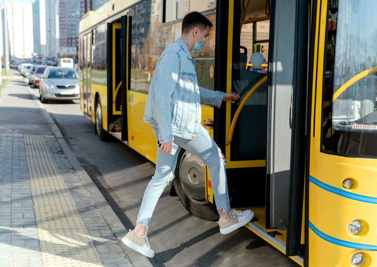 10 Kota dengan Transportasi Umum Terbaik, Bebas Macet!