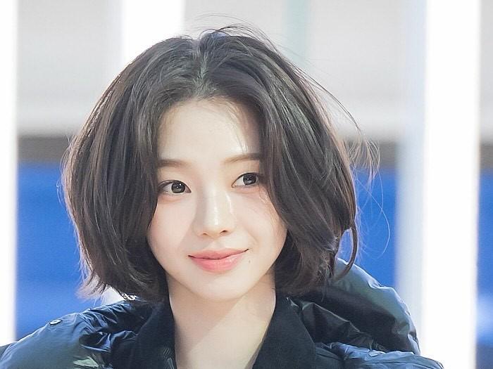 Karina AESPA Kejutkan Penggemar dengan Rambut Bondolnya Hari Ini