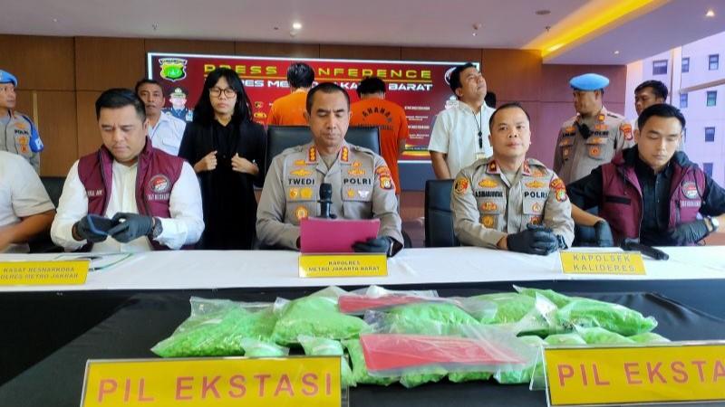 Bongkar Pengedaran Narkoba Jaringan Pekanbaru, 14 Ribu Pil Ekstasi Disita