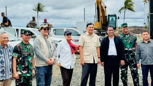 Mentan Amran dan Menkeu Sri Mulyani Tinjau Progres Cetak Sawah di Wanam