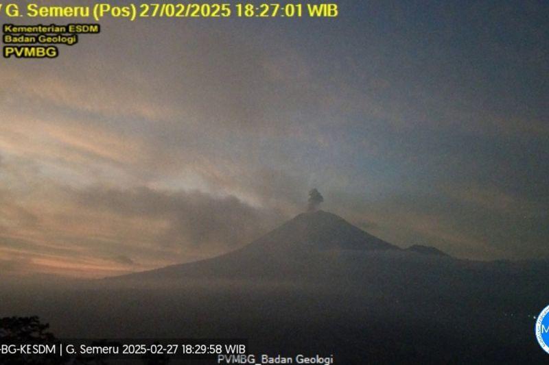 Gunung Semeru Kembali Erupsi, Warga Diminta Waspada