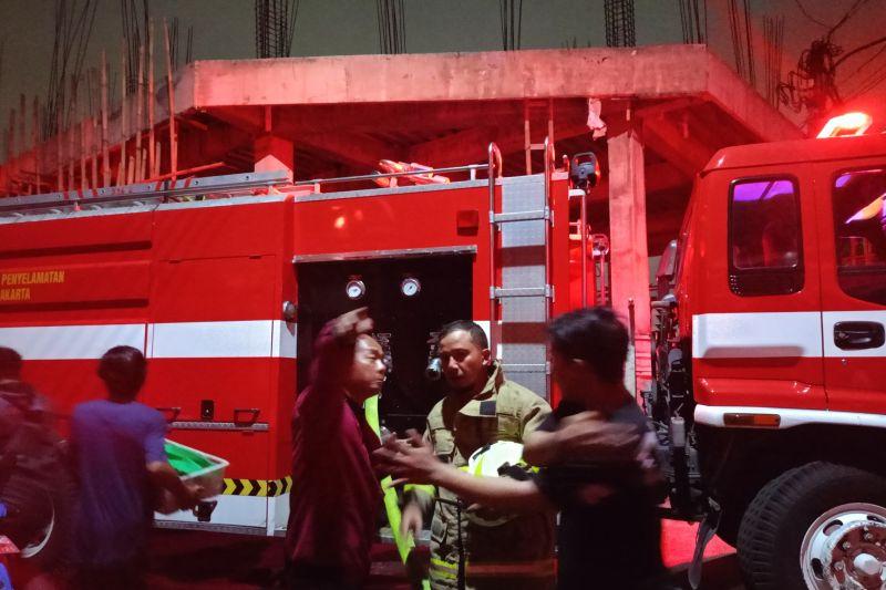 Diduga Akibat Petasan, Kebakaran Hanguskan 30 Rumah di Pondok Bambu