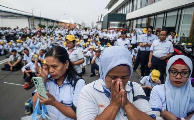 Sritex Pailit, DPR Desak Perlindungan Hak Karyawan dan Industri Tekstil Nasional