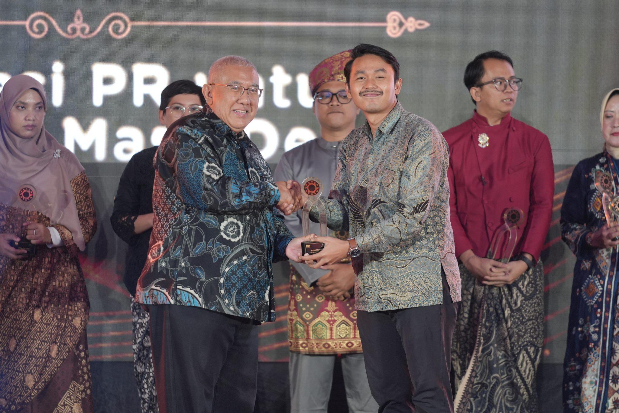 Waskita Karya Raih Penghargaan Public Relations Indonesia Award 2025