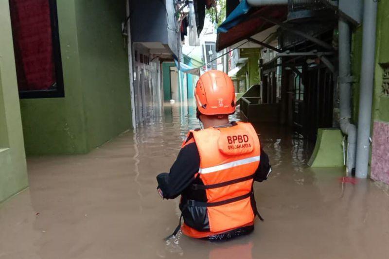 Banjir Luapan Kali Ciliwung di Jakarta Meluas hingga 47 RT