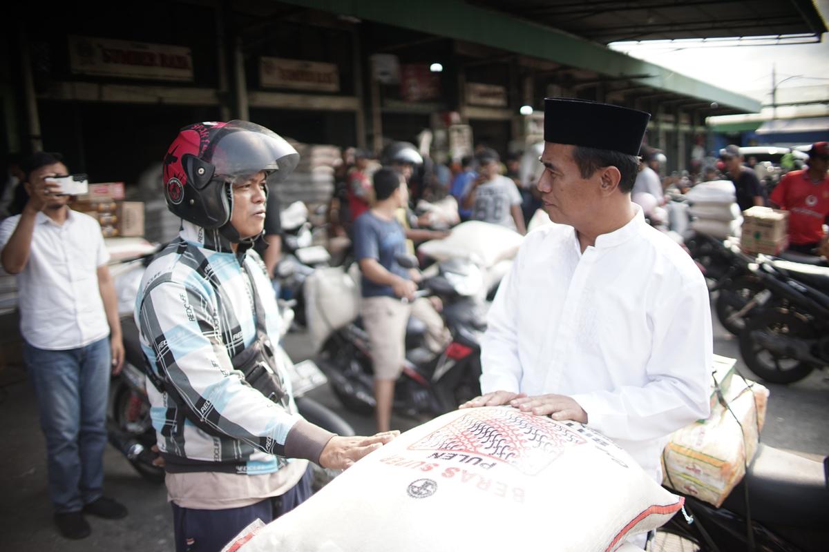 Sidak ke Pasar Cipinang, Mentan: Stok Berlimpah, Tak Ada Alasan Harga Naik