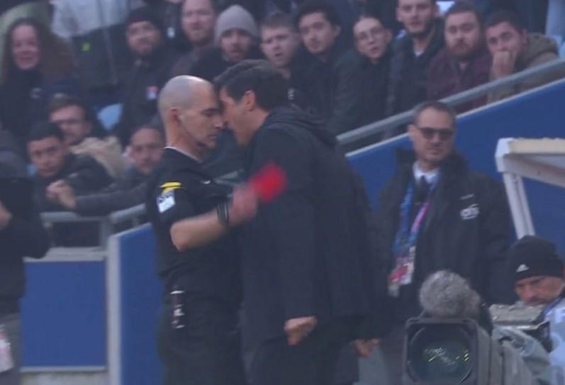 Adu Kepala dengan Wasit saat Lancarkan Protes, Paulo Fonseca Terancam Skorsing Tujuh Bulan!