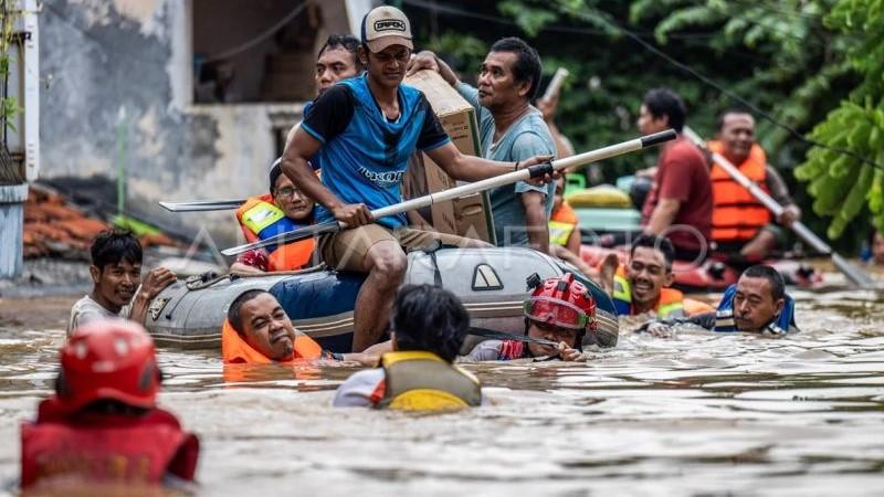 105 RW dan 5 Ruas Jalan di Jakarta Tercatat BPBD Tergenang Banjir
