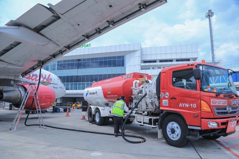 Komit Layani Penerbangan Mudik Lebaran, Pertamina Turunkan Harga Avtur di 37 Bandara