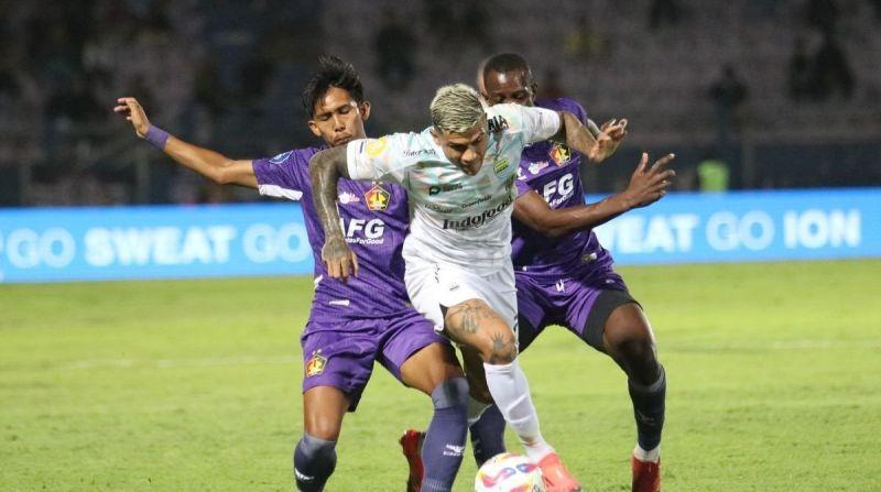 Ambisi Persib Bandung Akhiri Paceklik Kemenangan