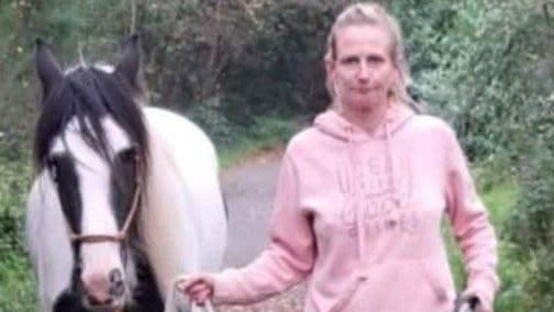 Polisi Tangkap Dua Pria dalam Penyelidikan Pembunuhan Leanne Williams di Swansea