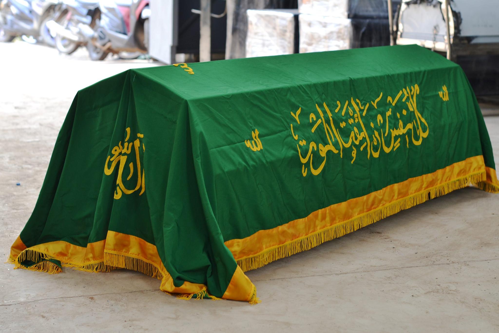 31 Arti Mimpi Melihat Orang Menggotong Keranda Jenazah