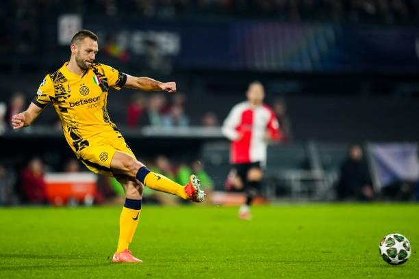 Bek Inter Milan Stefan de Vrij: Babak 16 Besar Liga Champions belum Berakhir