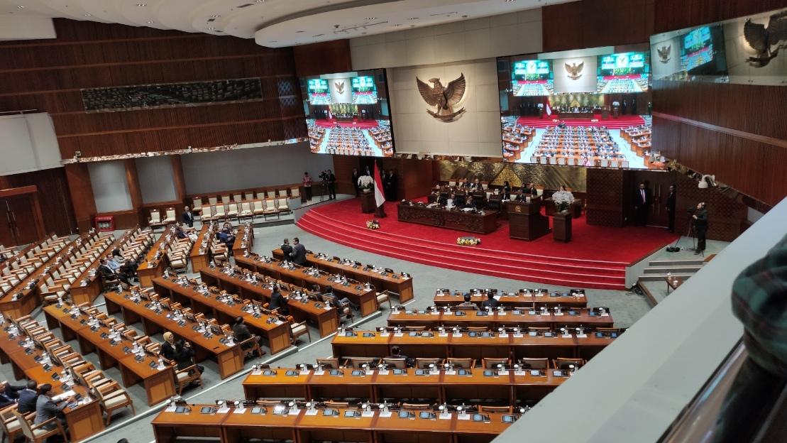 Hari Ini, DPR Gelar Rapat Paripurna Pengesahan 3 Pesepakbola Jadi WNI