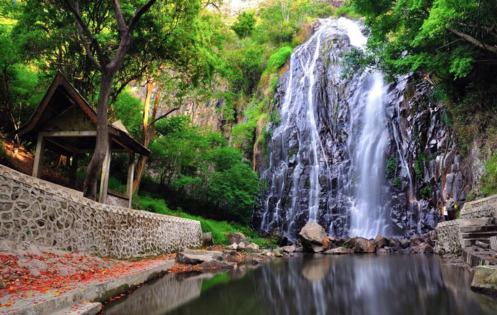 Air Terjun Efrata, Surga Tersembunyi di Samosir yang Wajib Dikunjungi