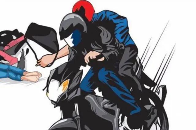 Pria Bermotor Jambret Kalung Wanita Senilai Belasan Juta di Jakut