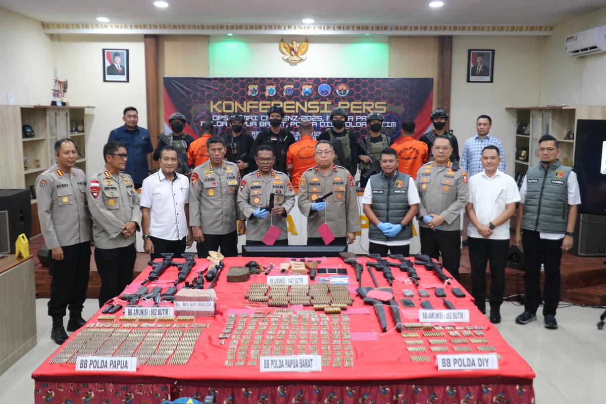 Satgas Damai Cartenz Bongkar Jaringan Pemasok Amunis-Senpi untuk KKB
