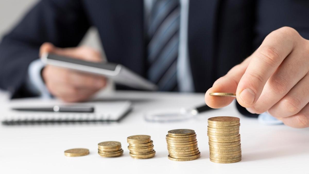 8 Kebiasaan Finansial yang Sering Dikritik, Padahal Justru Lebih Bijak