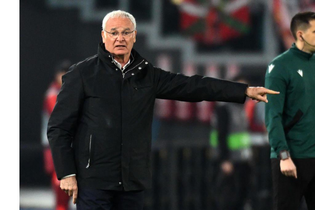 Ranieri Anggap Mats Hummels Pantas Diganjar Kartu Merah