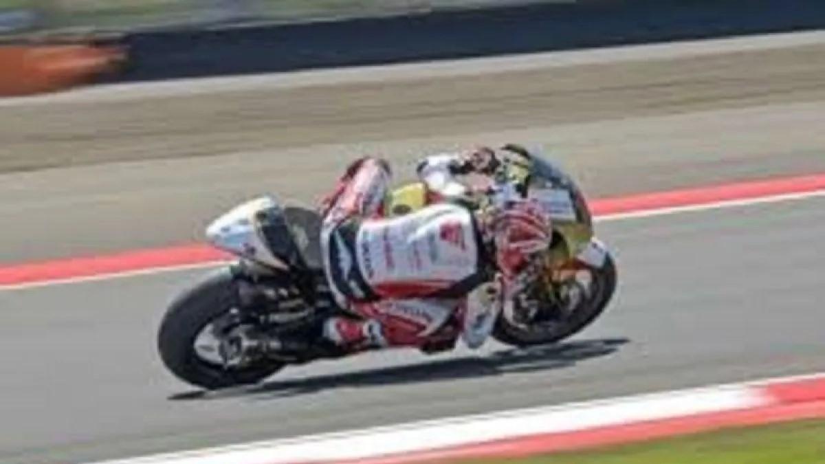 Crash di Lap 14, Mario Aji Gagal Finis di Moto2 Argentina