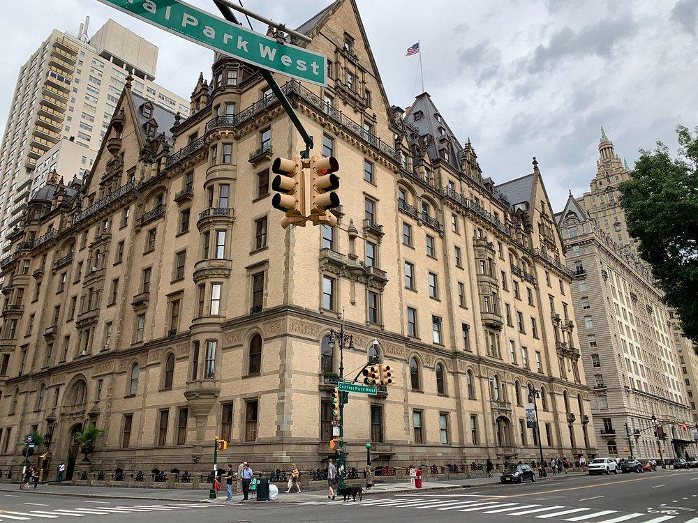 The Dakota Apartments, Saksi Bisu Tragedi Penembakan John Lennon