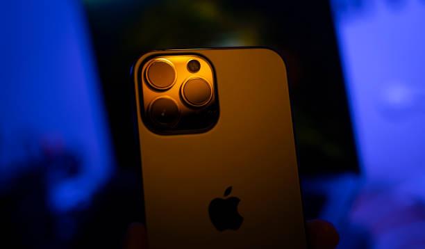 Apple Dikabarkan Siapkan iPhone 17 Ultra sebagai Pengganti Pro Max