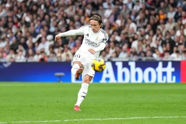 Real Madrid Buka Opsi Perpanjang Kontrak Luka Modric