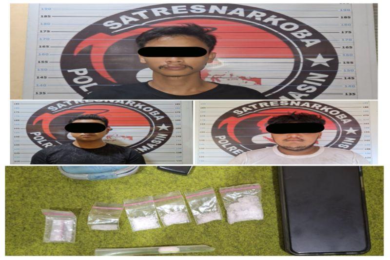 Lagi Asik Timbang Sabu, 3 Pemuda di Banjarmasin Ditangkap Polisi